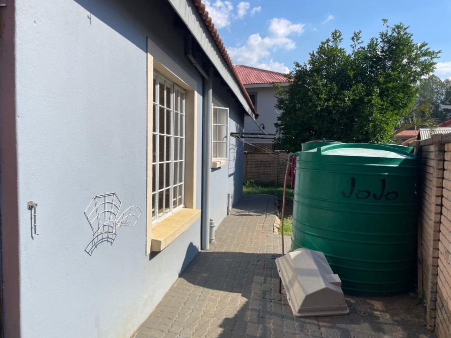 4 Bedroom Property for Sale in Waterkloof A H North West